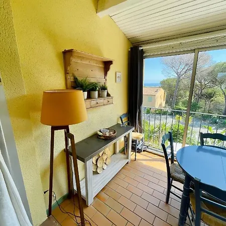 Bel Avec Mezzanine, Vue Et Piscine Appartement